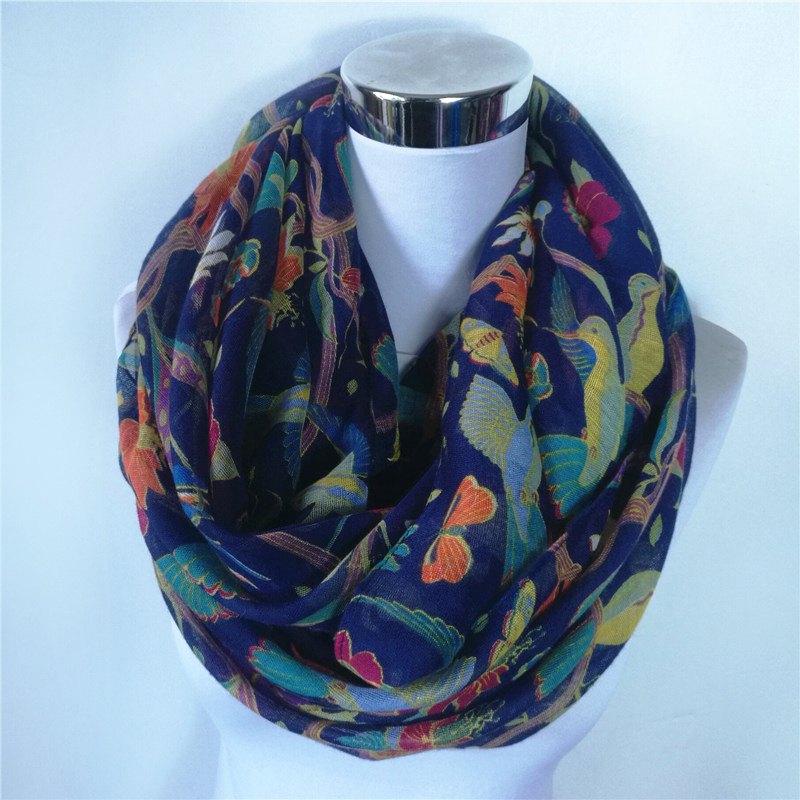 New Magpie Bird print Viscose  - Infinity Scarf Knit avaliação e preço