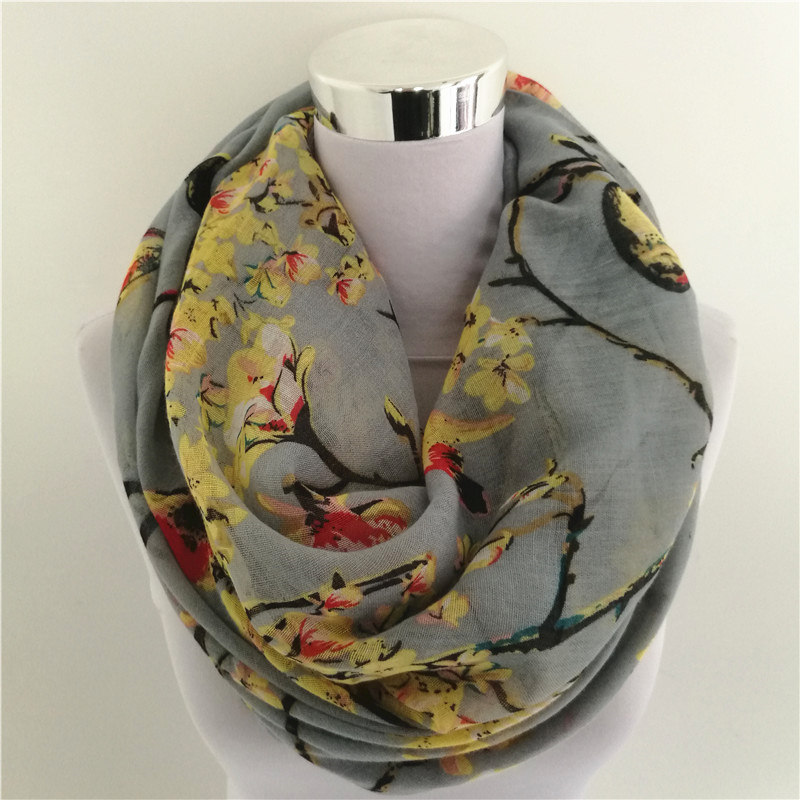 New Magpie Bird print Viscose  - Infinity Scarf Knit avaliação e preço