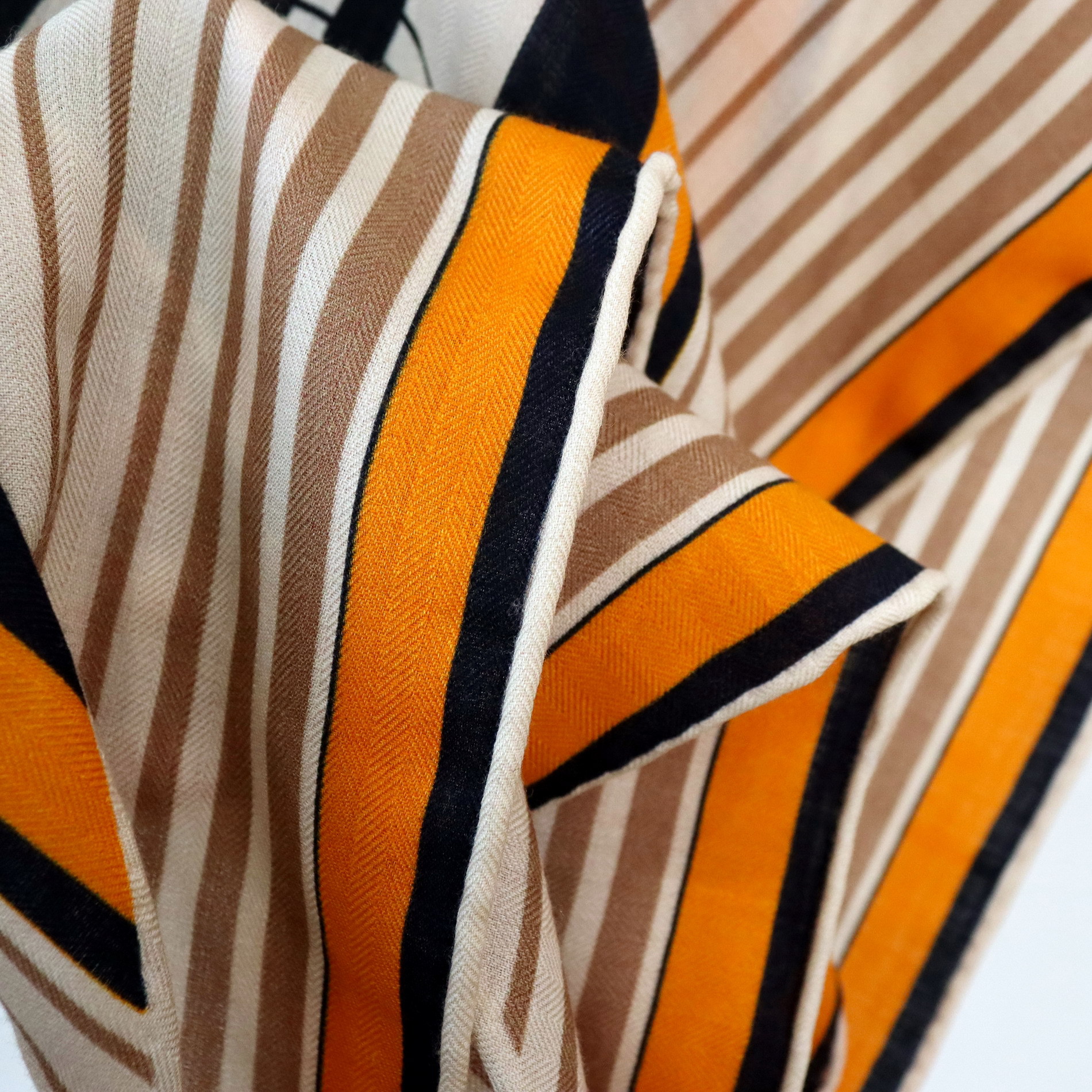 Vintage Equestrian Print Silk  - Pashmina Wrap Large avaliação e preço