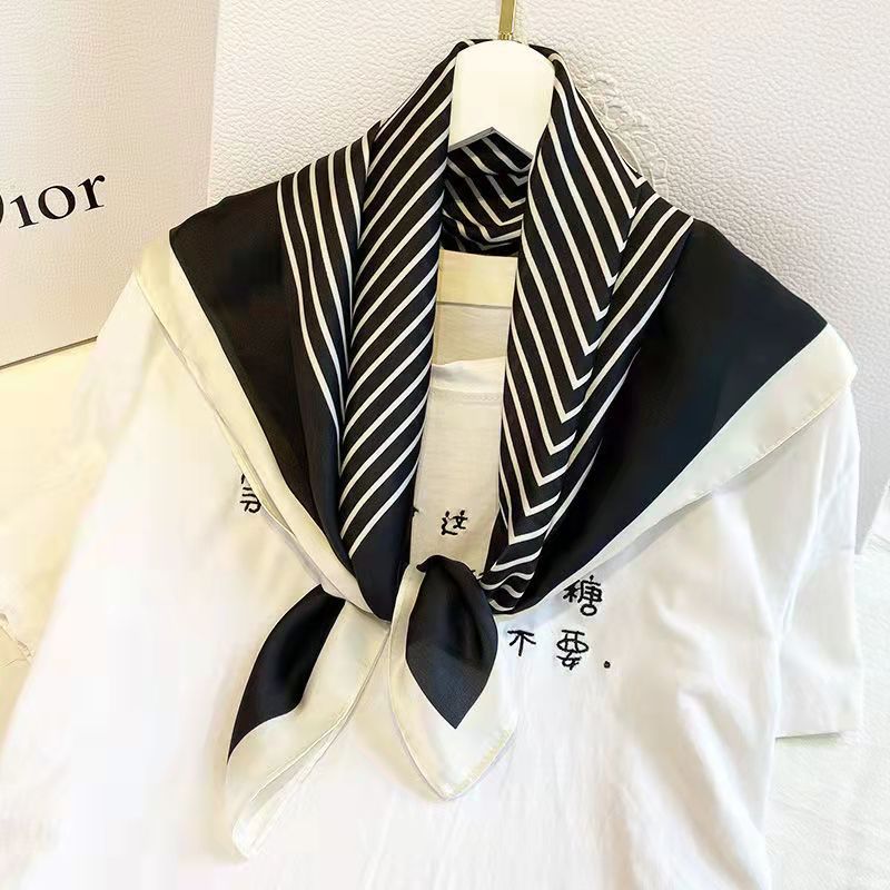 Fashion Square 70cm Black and  - Silk Tie Striped avaliação e preço