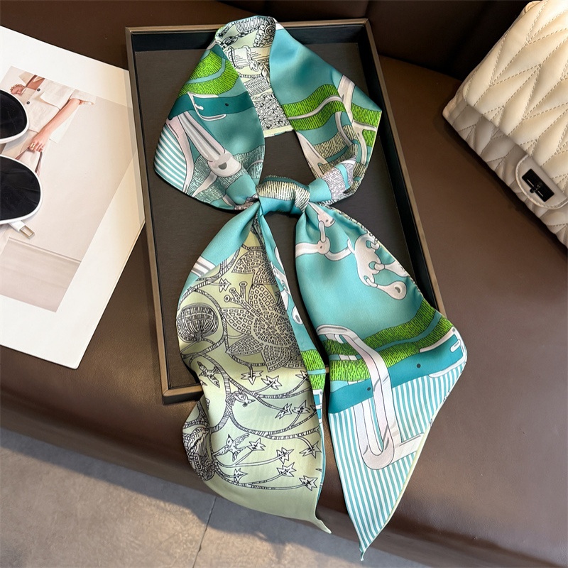 Women's Double-sided Print Sil - Ascot Neck Scarf avaliação e preço