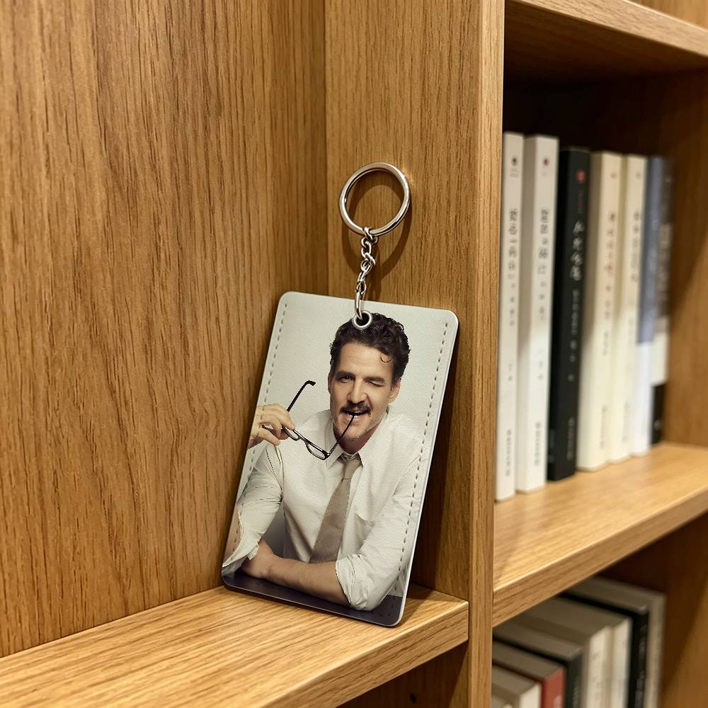 Cool Actor P-Pedro Pascal Card - Lanyard Badge Holder avaliação e preço