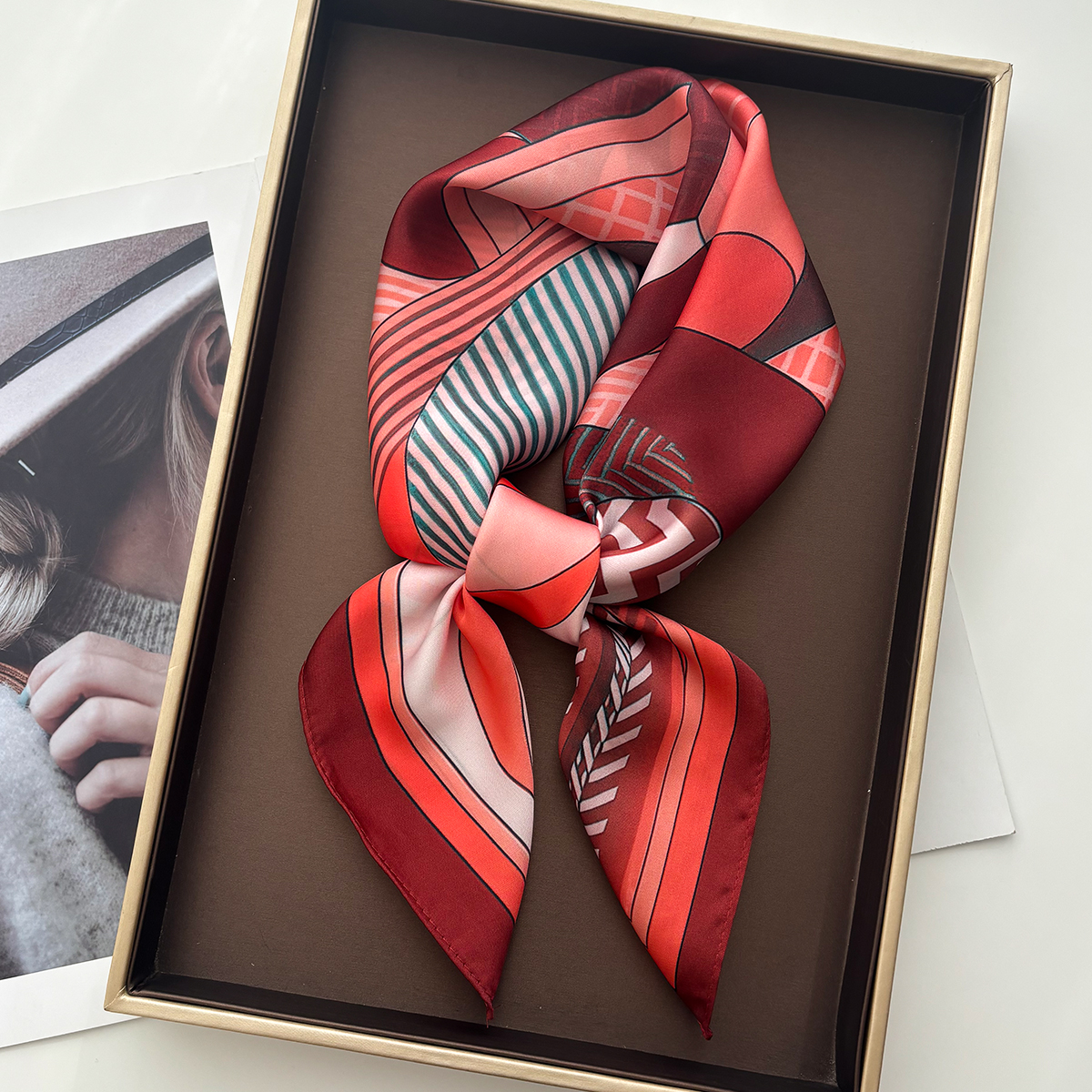 Luxury Square Scarf For Women  - Silk Neck Scarf avaliação e preço