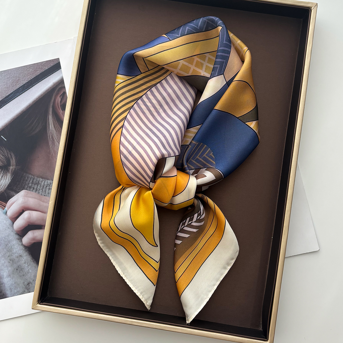Luxury Square Scarf For Women  - Silk Neck Scarf avaliação e preço