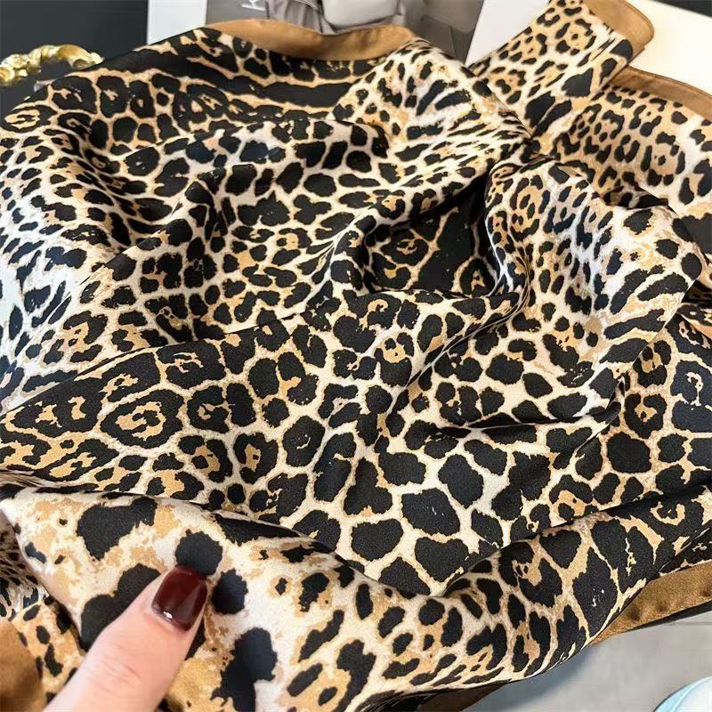 1pc Luxury Brand Leopard Print - Bandana Cotton avaliação e preço
