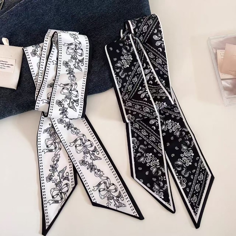 Black White Double Sided Paisl - Ascot Neck Scarf avaliação e preço