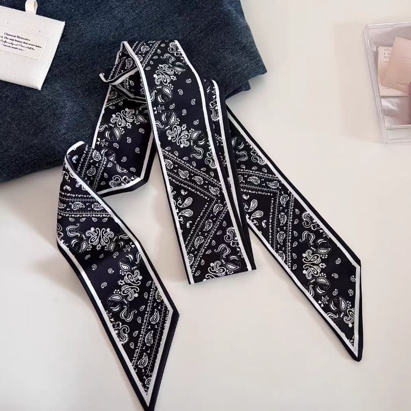 Black White Double Sided Paisl - Ascot Neck Scarf avaliação e preço